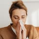 ¿Cómo hacer una limpieza profunda de la nariz sin riesgos? El método seguro para eliminar congestión, aliviar la presión facial y evitar infecciones respiratorias por mala higiene nasal