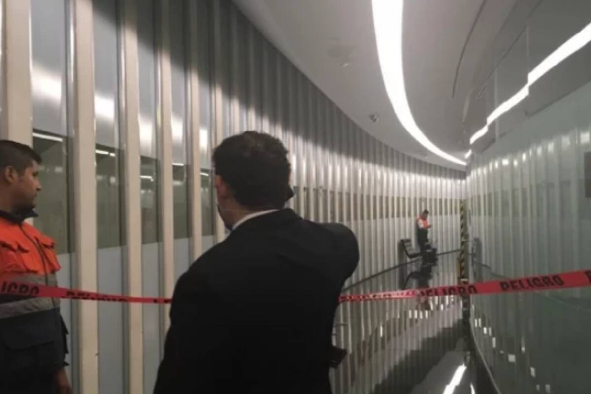 Reportan estallido de "libro-bomba" en oficina de senadora