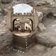 Hallan una puerta romana bajo una fortaleza medieval