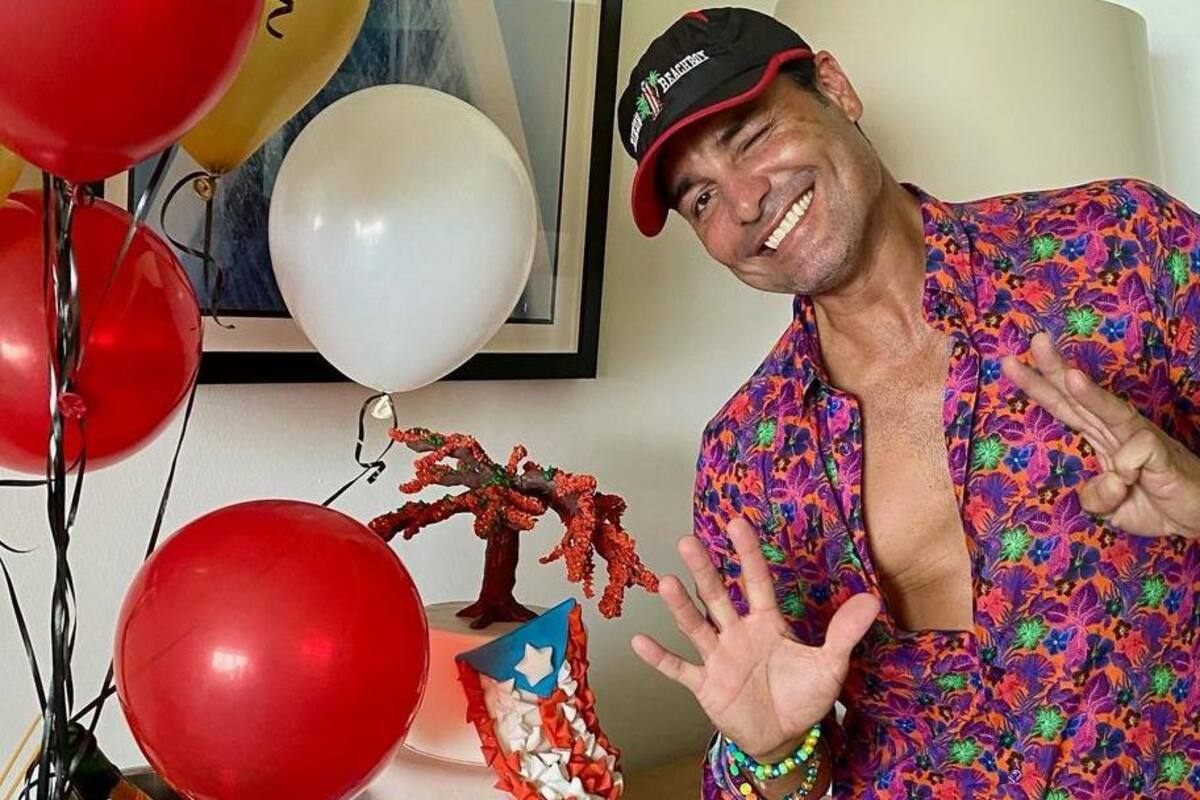 Chayanne celebra 53 años y enciende Instagram nuevamente