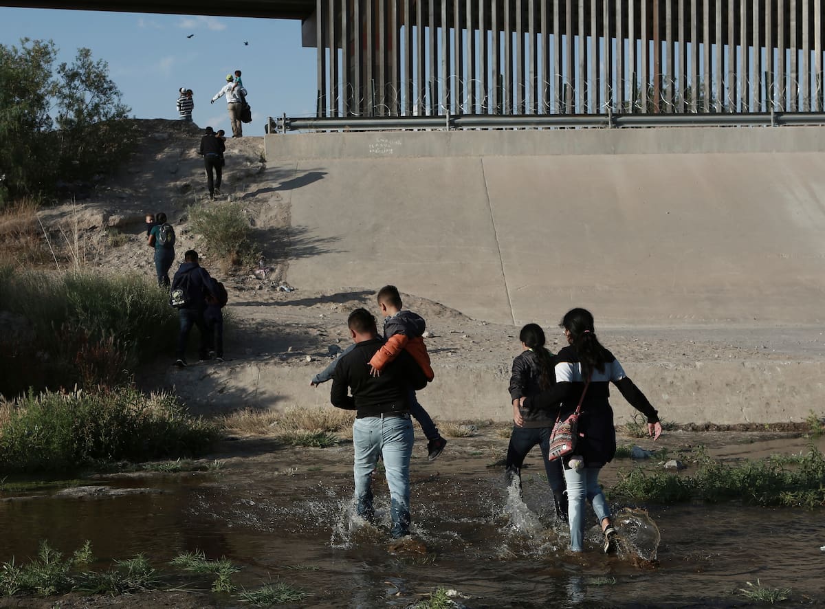 La nueva estrategia de la OIM para México plantea atender la movilidad humana con una visión más amplia. El organismo sostiene que las personas migrantes deben estar al centro de las políticas públicas. (AP Foto/Christian Torrez)