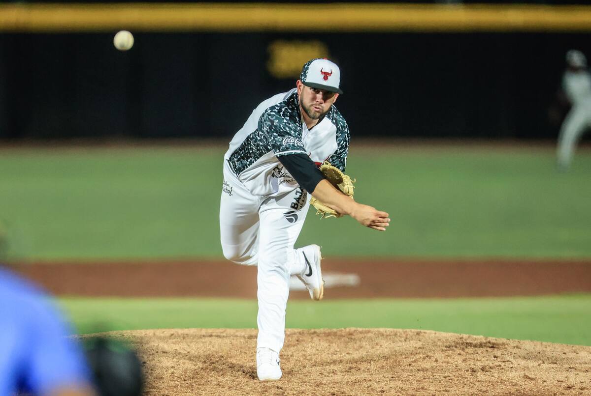 Jorge Pérez hizo su propia fiesta inaugural desde el montículo al cumplir con una salida de alta calidad de cinco entradas de una carrera, cuatro hits, una base por bolas y se dio un banquete con nueve ponches.