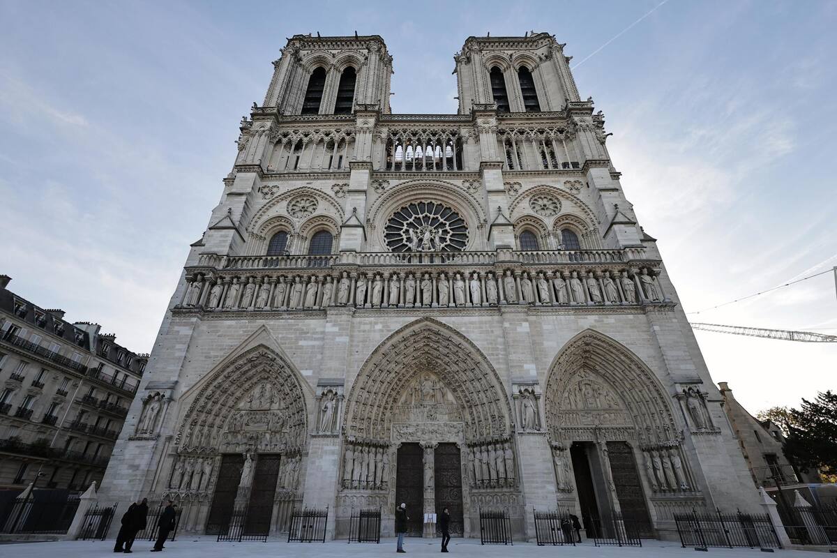 Relevan primer vistazo al interior restaurado de Notre Dame tras incendio de 2019 / Foto: EFE/EPA/CHRISTOPHE PETIT TESSON/POOL