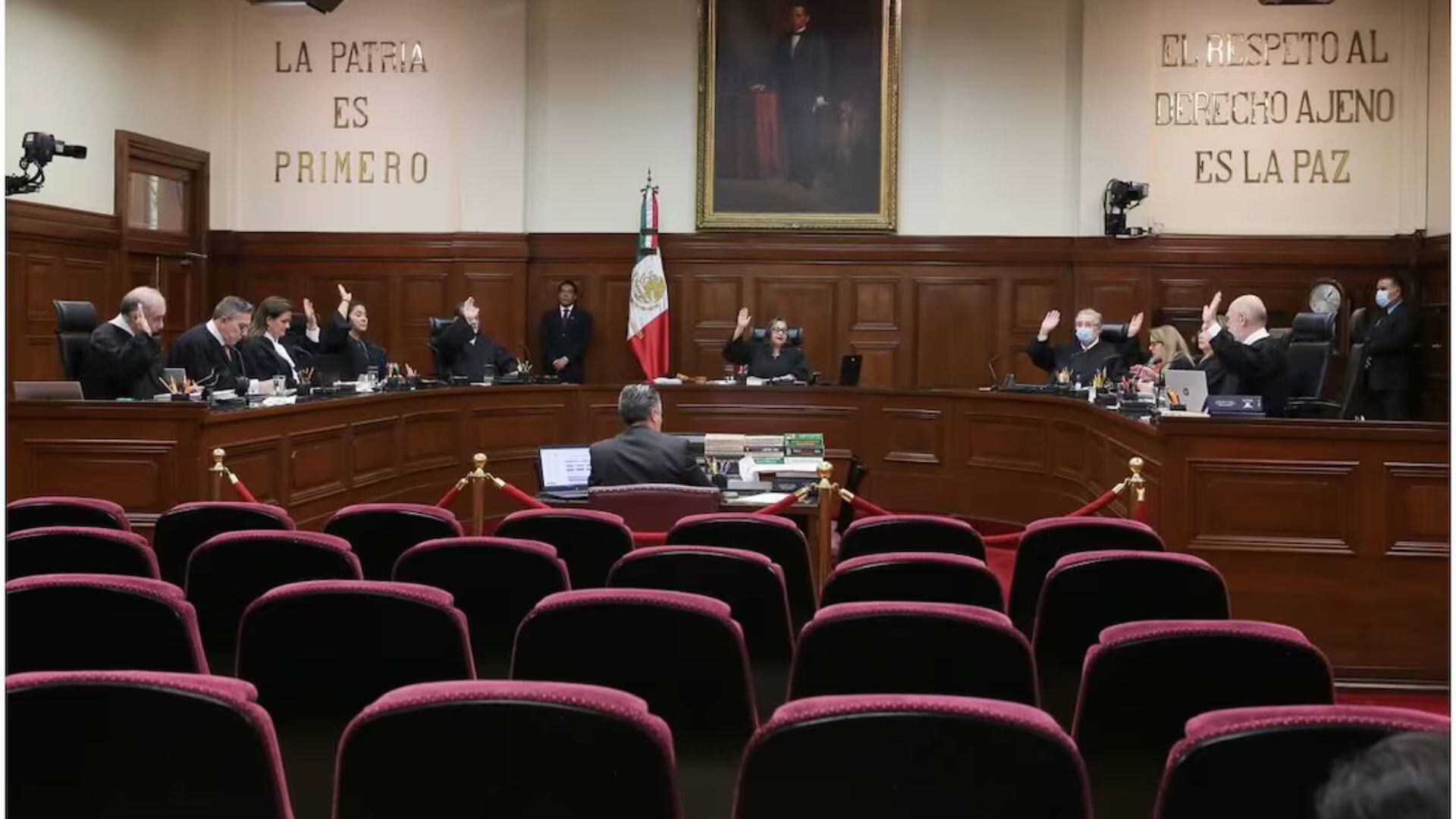 Fotografía de archivo de los exmiembros de la antigua Suprema Corte de Justicia de la Nación / Especial