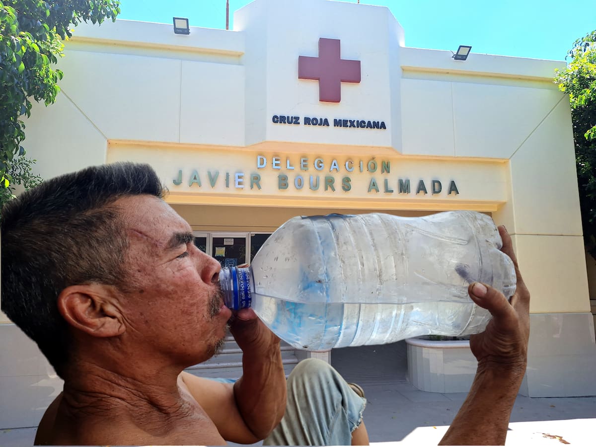 Para prevenir el golpe de calor, es fundamental mantenerse bien hidratado, usar ropa fresca y de colores claros, y evitar la exposición prolongada al sol sin descansos. FOTO: ESPECIAL