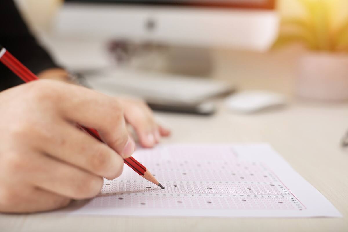 Se suicidan más de 20 estudiantes al reprobar examen en la India