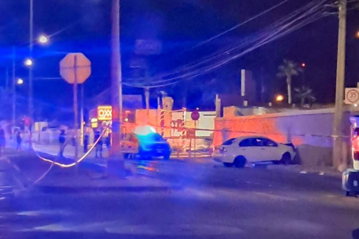 Ataque armado deja a dos hombres sin vida dentro de un carro en Barcelona Residencial