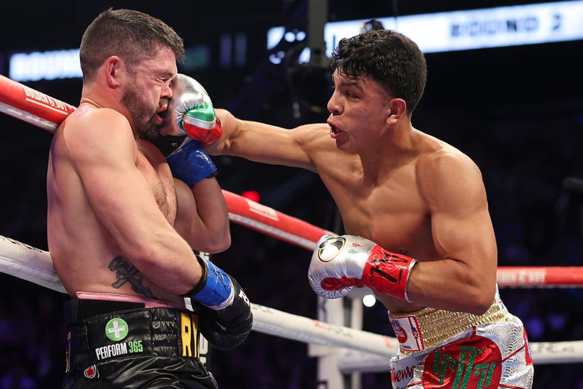 Munguía fulmina a Ryder y pide al "Canelo"