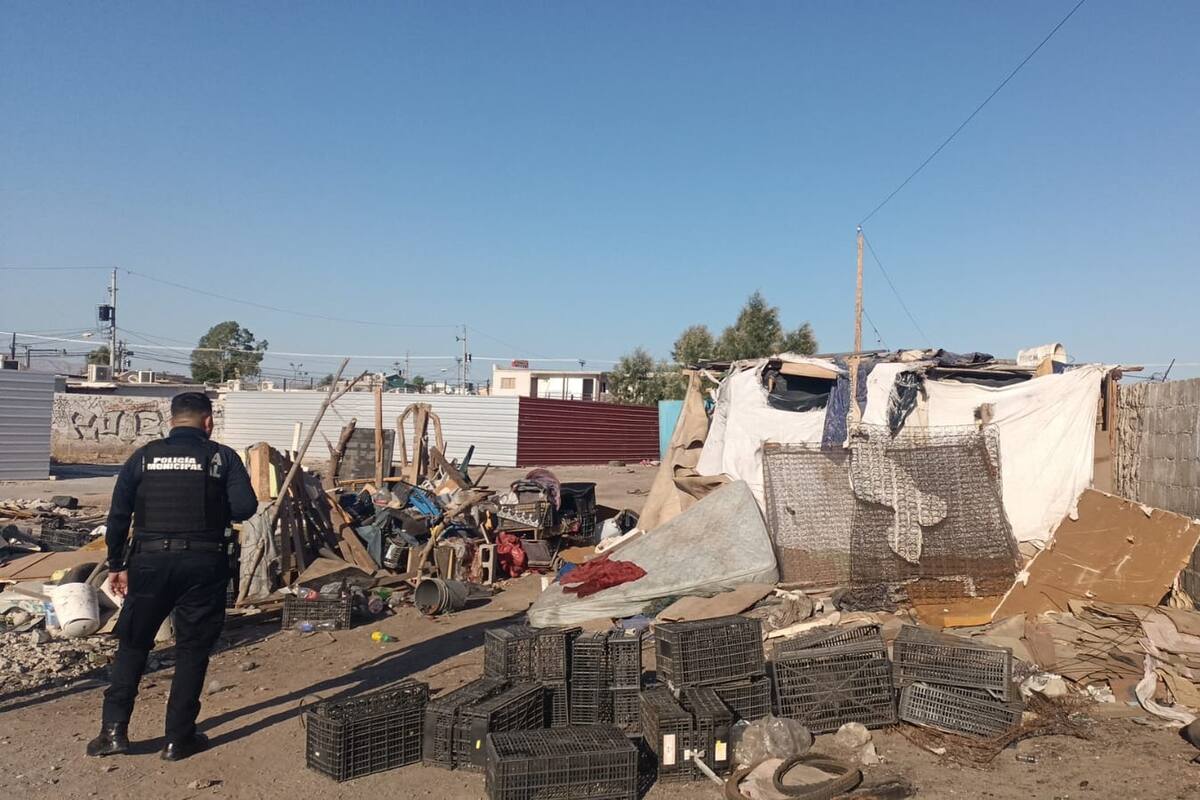 Hallan a indigente sin vida en Villas del Rey