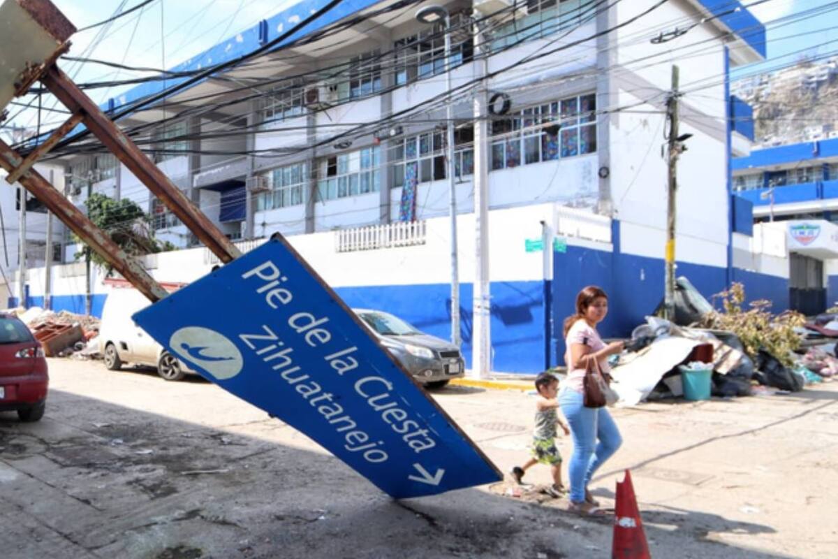 Senado urge a la SEP recuperar escuelas dañadas por huracán "Otis" en Guerrero