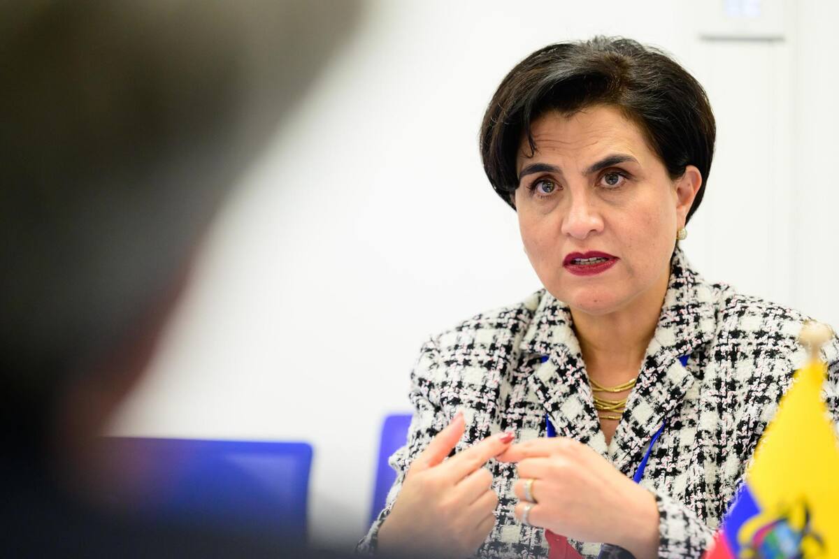 Canciller de Ecuador acusa a México de incumplir primero la Convención de Viena