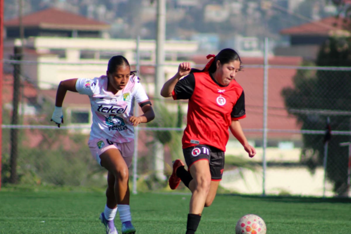 Se fue sola a Tijuana a los 14 años a perseguir el fútbol; Nicole Camarena, la joven de Mexicali que ya juega con el primer equipo de Xolos Femenil