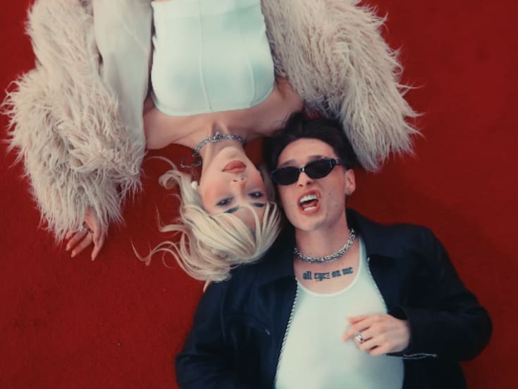 Kenia Os y Peso Pluma ya se gustaban cuando grabaron “Tommy & Pamela”, cuando el cantante tenía novia por lo que no comenzaron a salir de inmediato