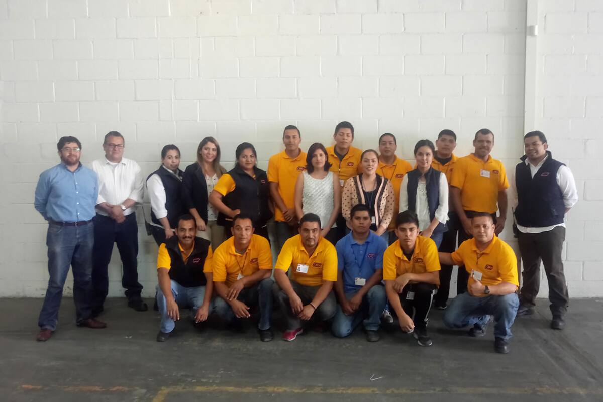 Brindan servicio de comedor a centros penitenciarios