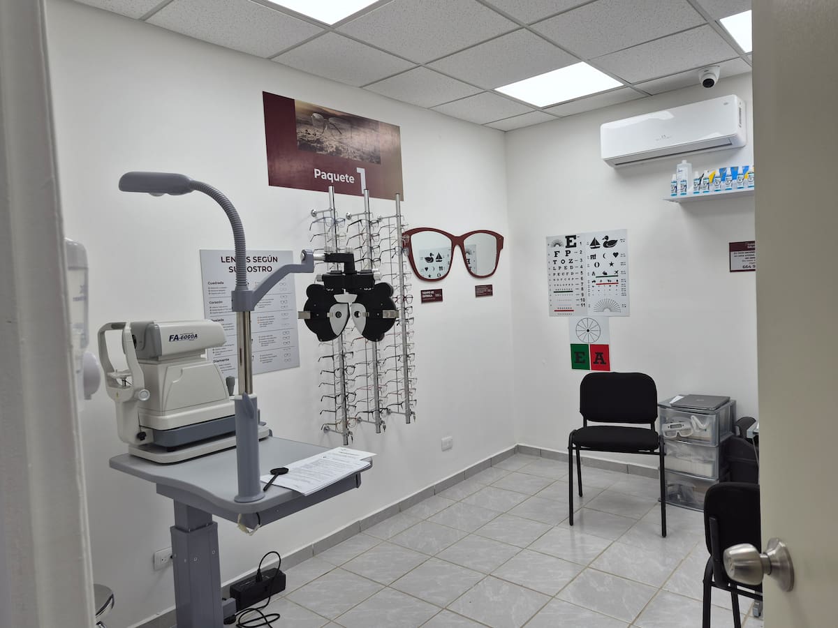 El presidente municipal Ismael Burgueño Ruiz, informó que el proyecto “Tijuana Saludable” contempla 11 clínicas en total. Foto: Michelle Castillo