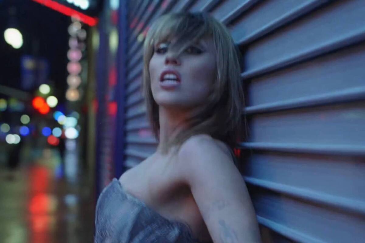 Miley Cyrus lanzará una película inspirada en su nuevo álbum ¡Checa el primer adelanto!