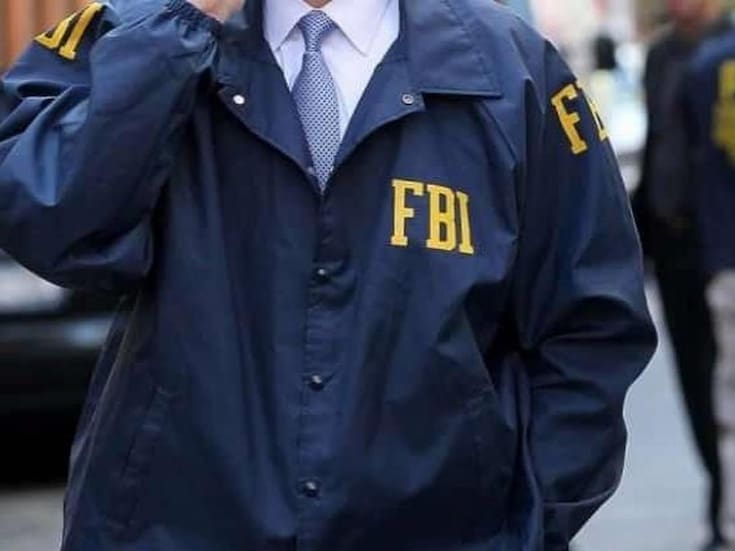 Encuentran a dos adolescentes en una sala de chat en línea del ISIS, tras revelarse que FBI frustró presunto ataque planeado para el fin de semana de Halloween en Michigan