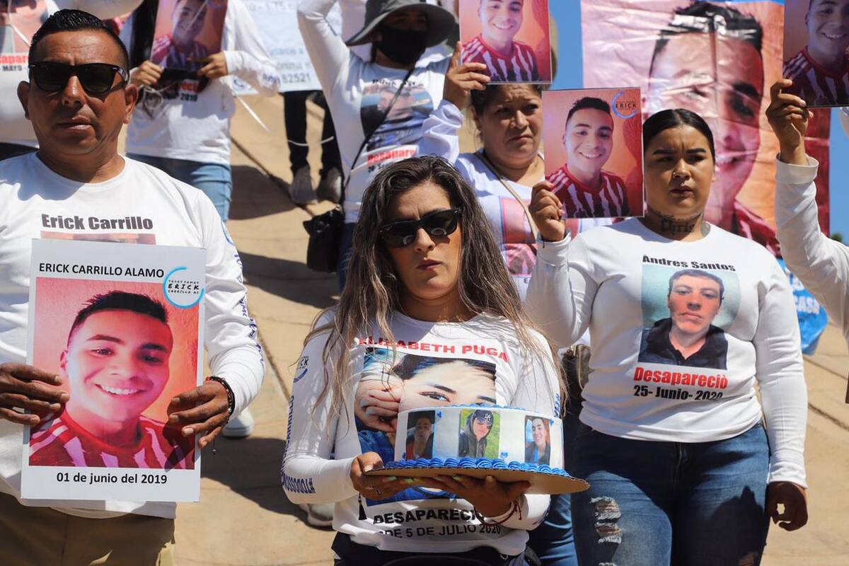 Colectivo ‘Todos somos Erick Carrillo’ conmemora cumpleaños del joven en Glorieta Cuauhtémoc