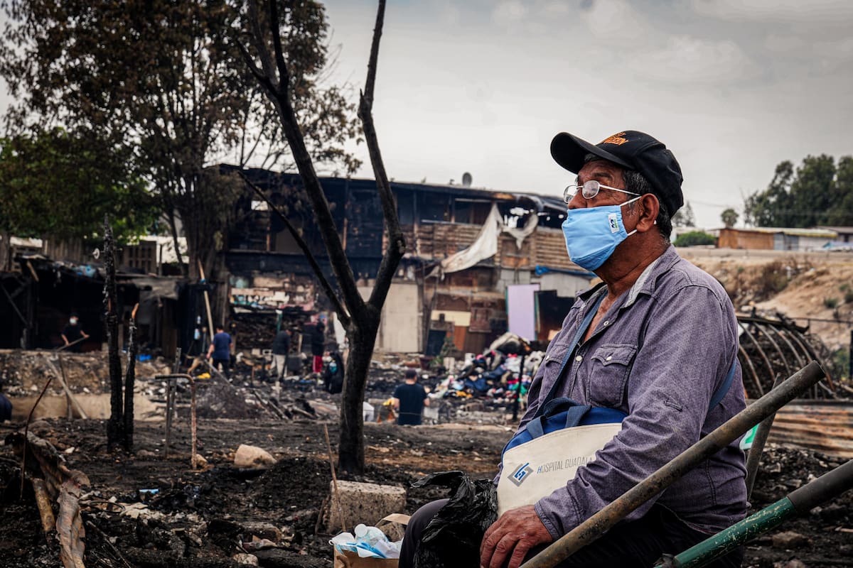 Lourdes Velázquez indicó que las víctimas siguen necesitando alimento, ropa y espacios temporales para dormir. Foto: Leonardo González