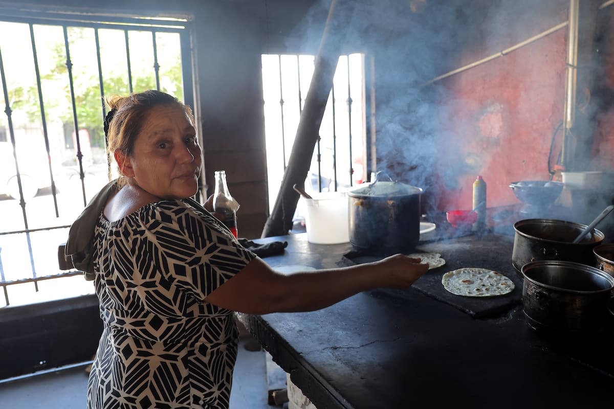 Atrae el sazón de “Doña Humo” a más comensales