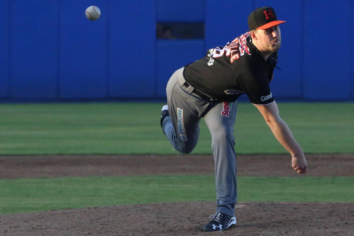 Ex pitcher de Naranjeros de Hermosillo lanza juego sin hit ni carrera en beisbol chino