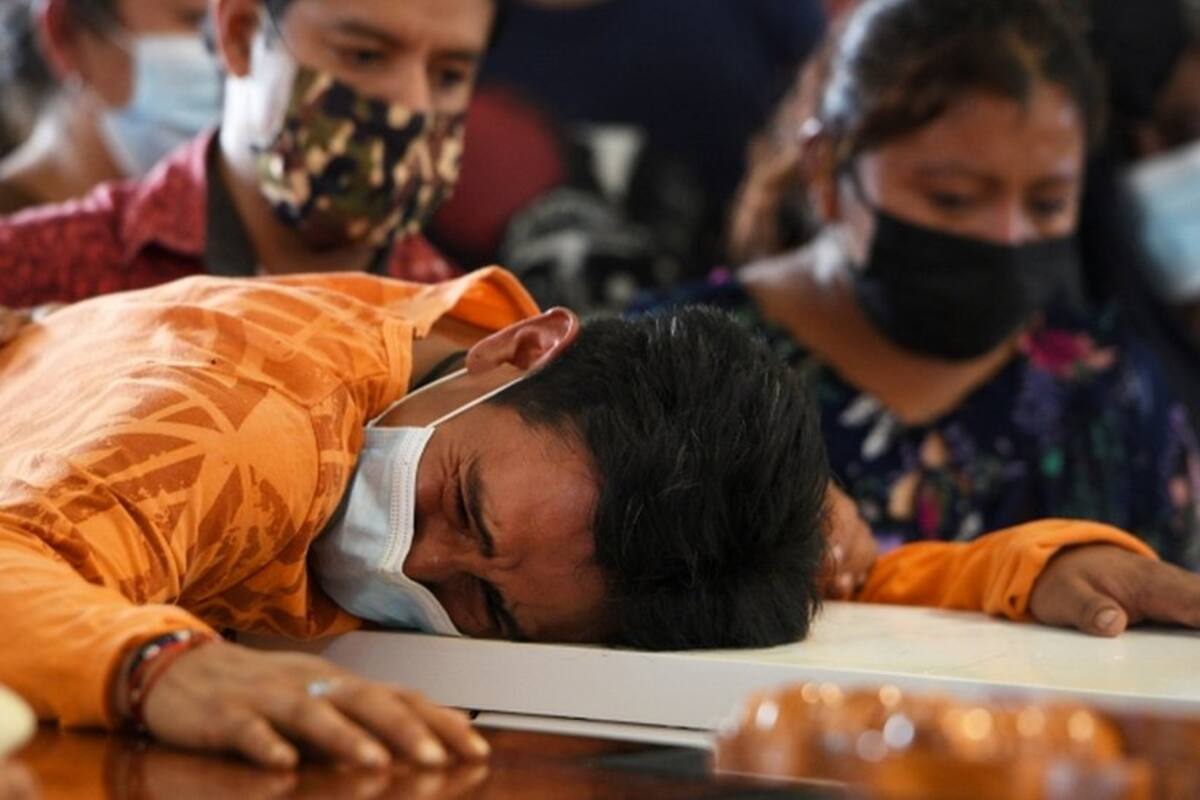 Huracán Grace | "Perdí a mi familia completa": la desolación de un hombre mexicano tras la muerte de su esposa y 5 hijos por un alud