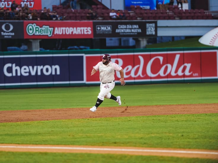 Águilas de Mexicali cae ante Tomateros y pierde su primera serie del rol regular