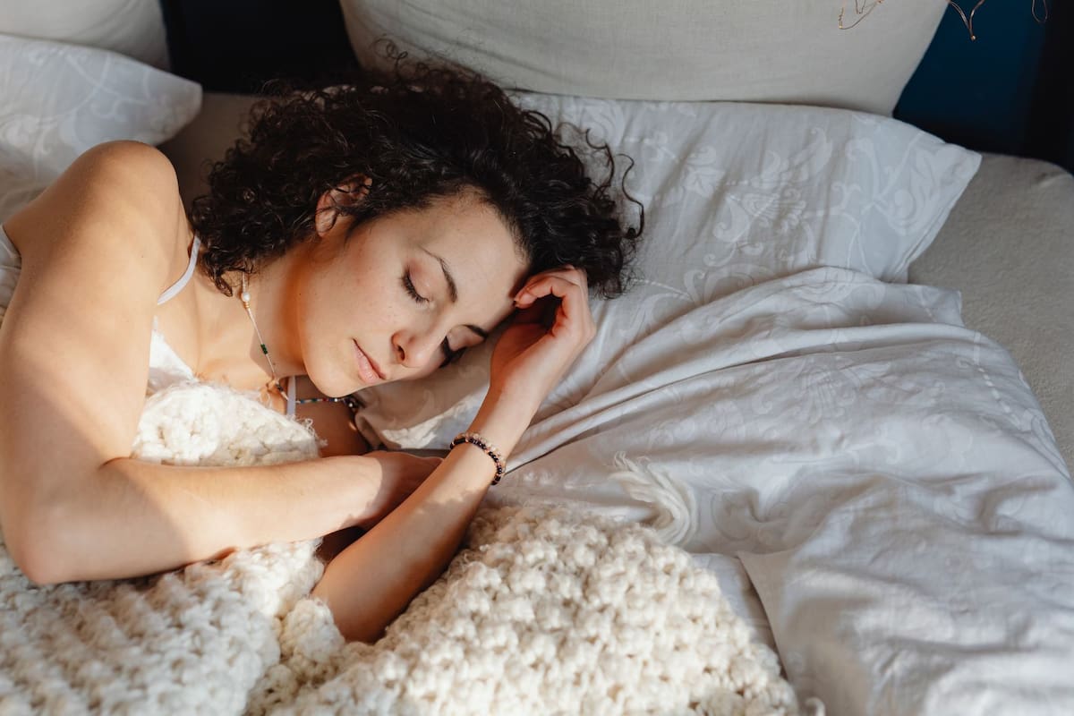 ¿Dime cómo duermes y te diré quién eres? Estos son los 5 tipos de sueño y lo que indican sobre tu salud mental