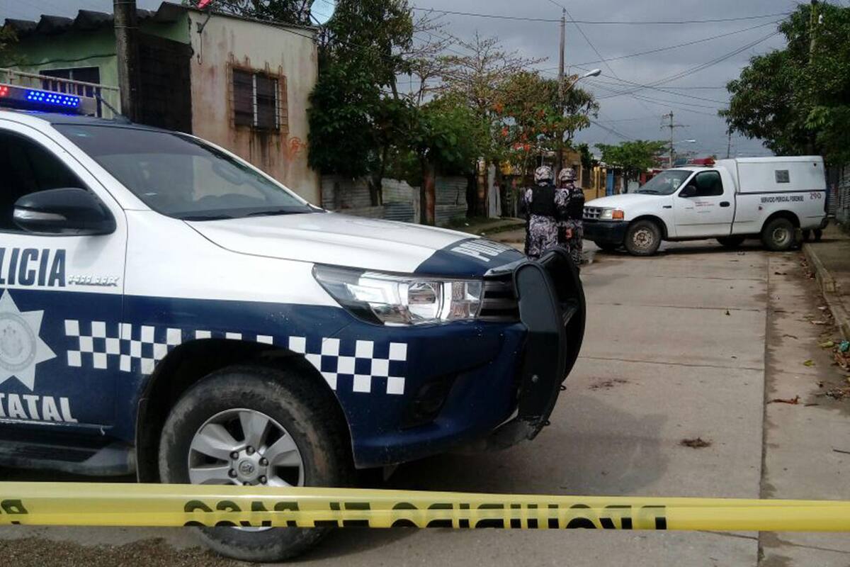 Tiroteo en Veracruz deja dos estatales heridos y un civil muerto