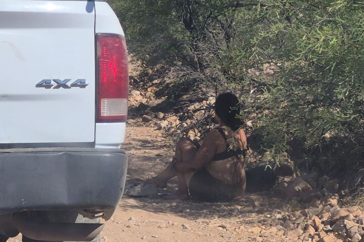Mujer semidesnuda es encontrada en una zona despoblada de Nogales