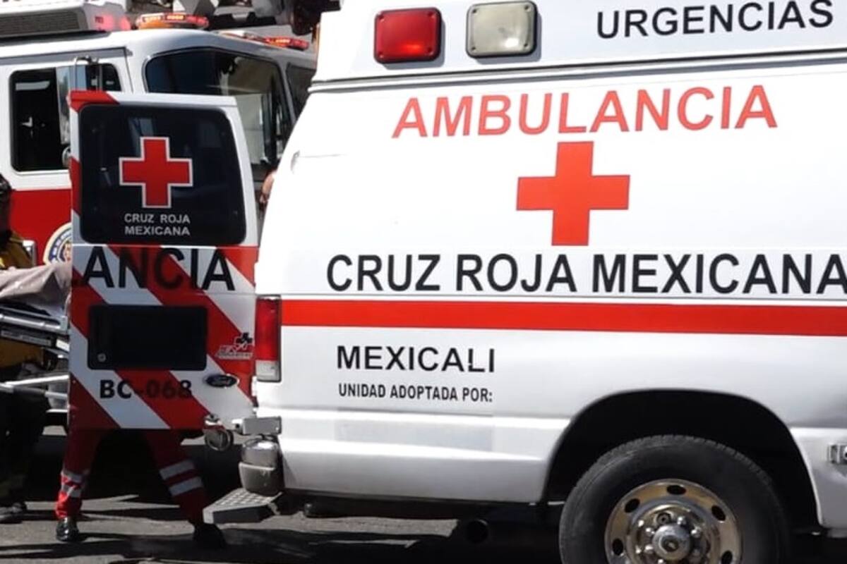 Lesionado de gravedad trabajador de obra en construcción tras arrojarse de la parte alta
