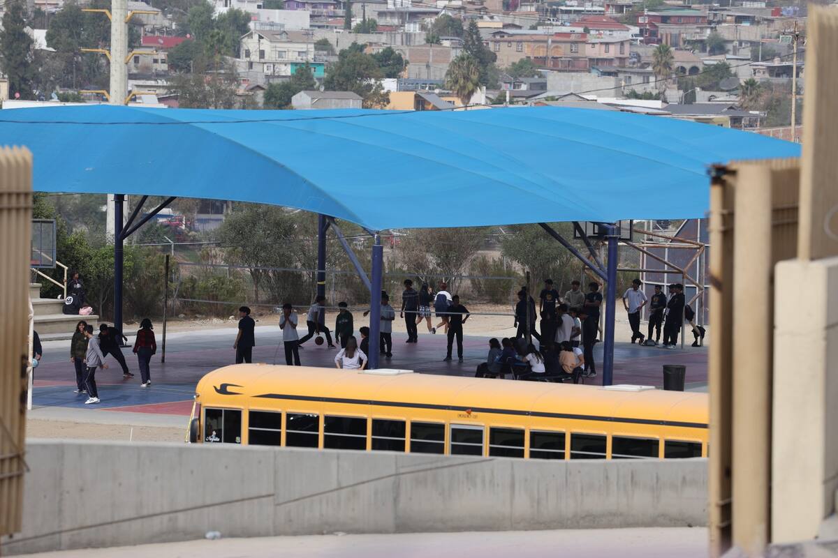 Los padres de familia han denuncia situaciones de violencia que han vivido sus hijos afuera de la escuela.