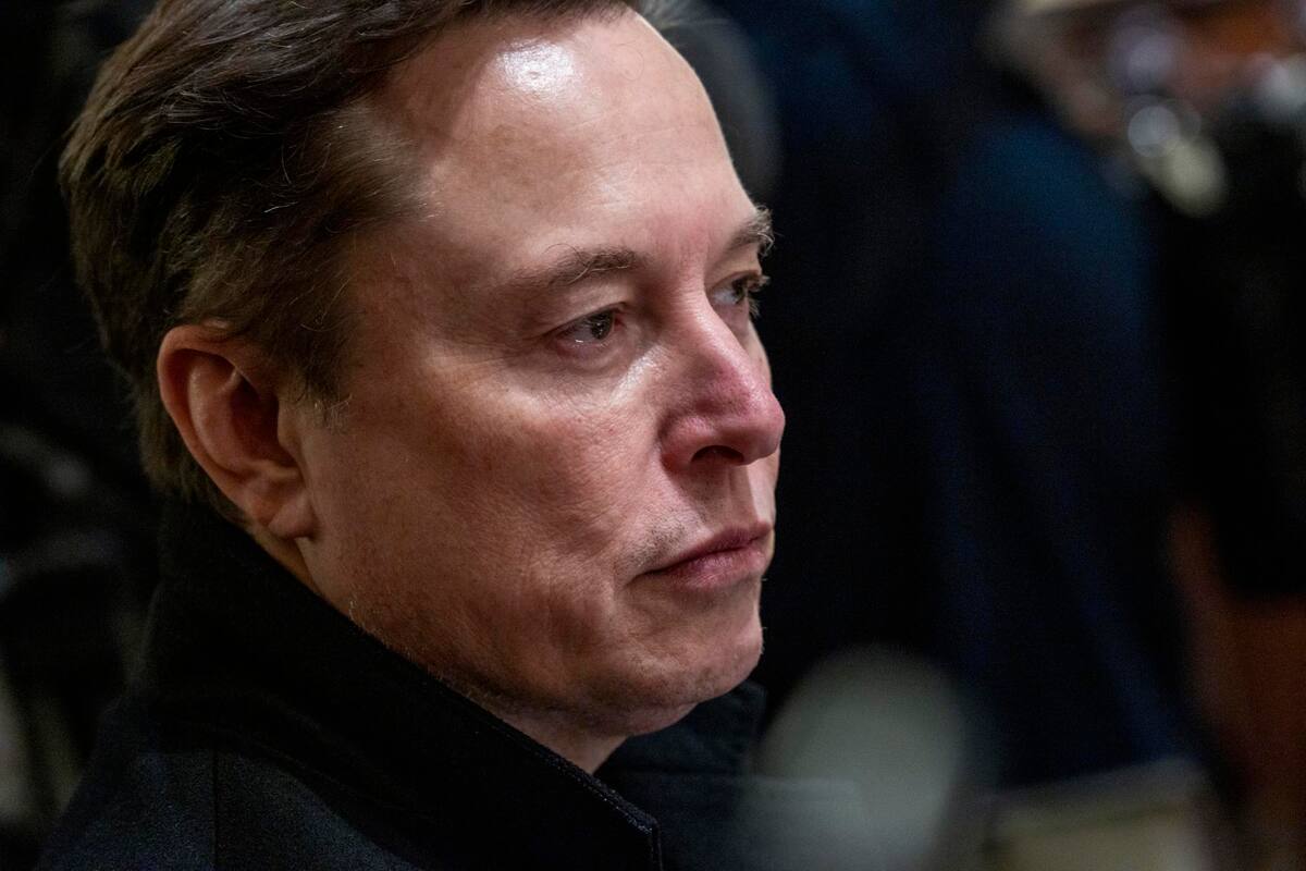 Tesla analiza ofrecer a Elon Musk un Nuevo paquete de opciones de acciones