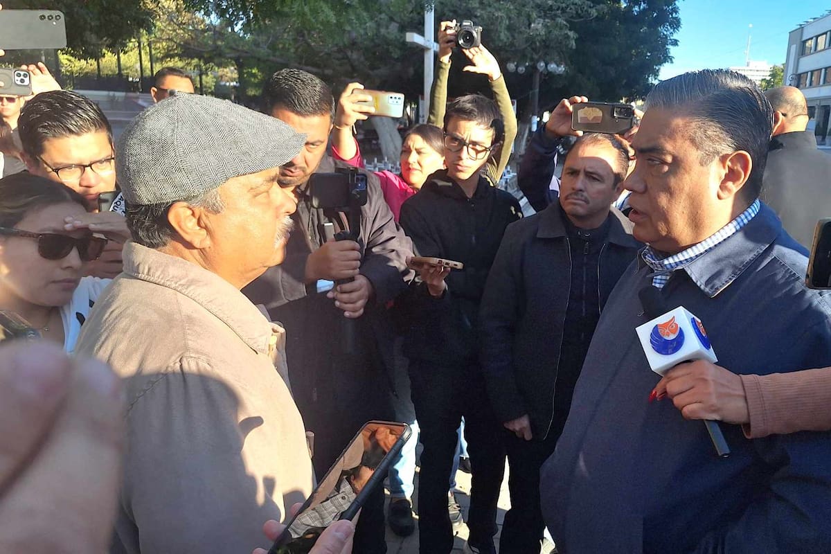 Fiscal informa a familiares de víctimas de fatal accidente en Hermosillo sobre los avances en el caso