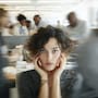 Para evitar el “síndrome de la vida ocupada” especialistas recomiendan una pausa de 30 minutos al día, un problema que afecta sueño, digestión y salud mental