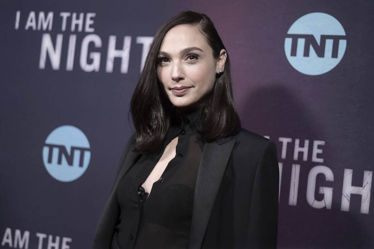 Destaca Gal Gadot a 'mujeres maravilla' en documental