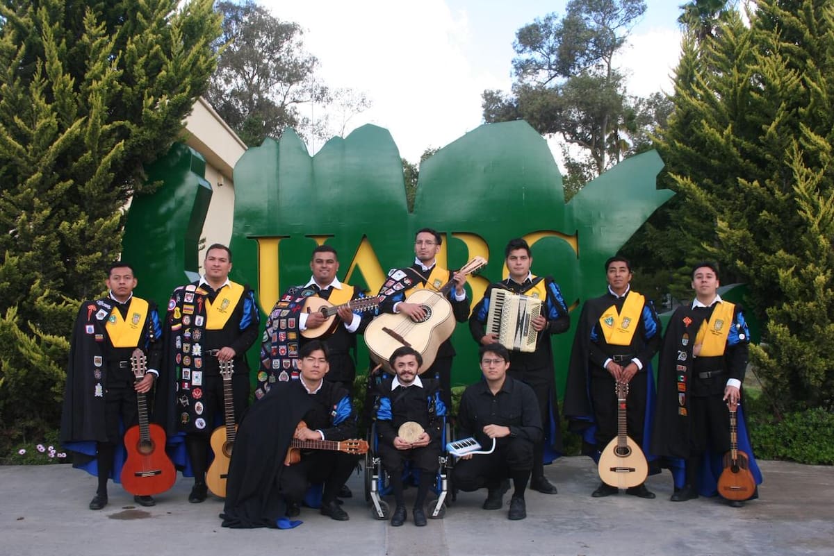 La Tuna UABC busca apoyo para representar a México en concursos internacionales en Europa. Foto: Carlos Cruz