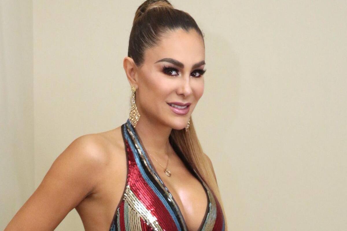 Ninel Conde desborda sensualidad en bikini