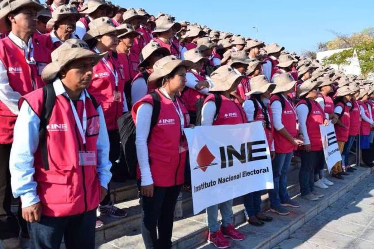 INE realiza toma de protesta a funcionarios electorales en CDMX