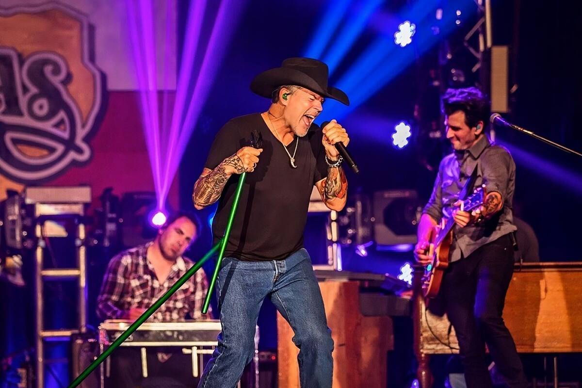Evento inaugural con música, rodeo y un siglo de tradición