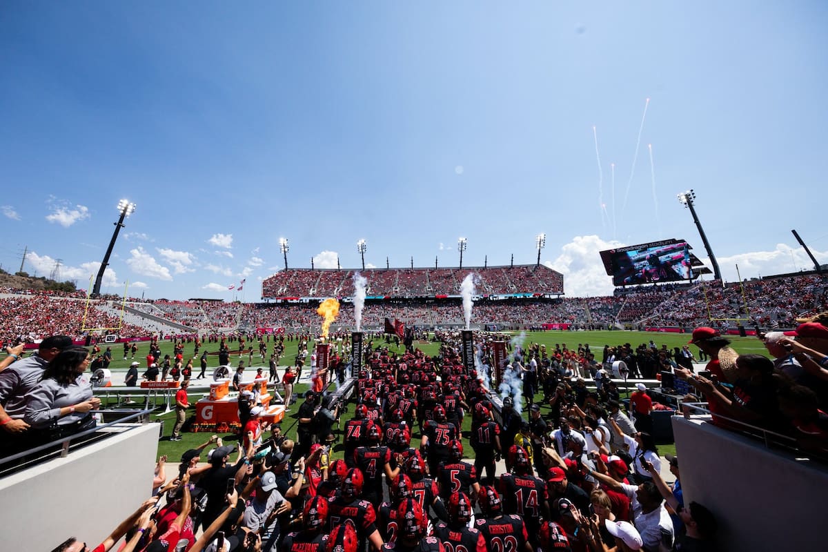 Inauguran nuevo estadio en San Diego con inversión de 310 millones de dólares
