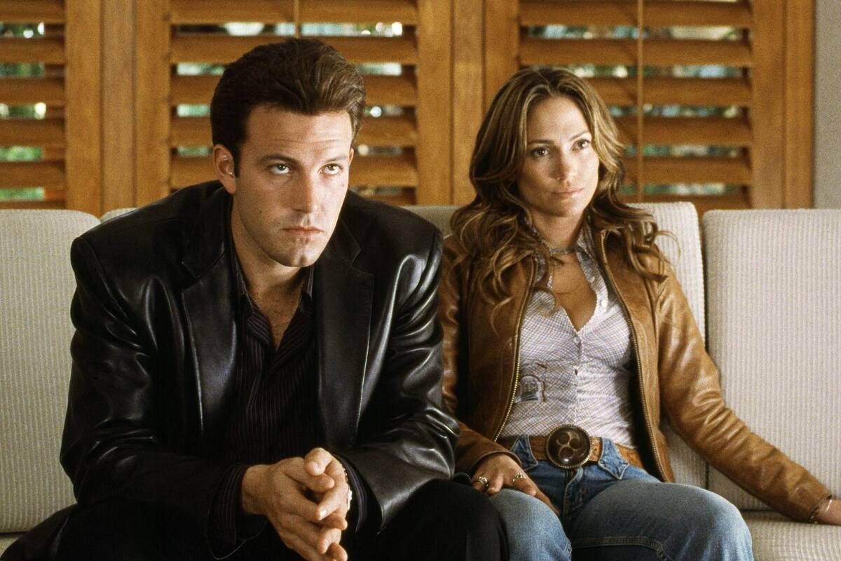 Jennifer Lopez reaparece usando lo que parece ser la camisa de Ben Affleck