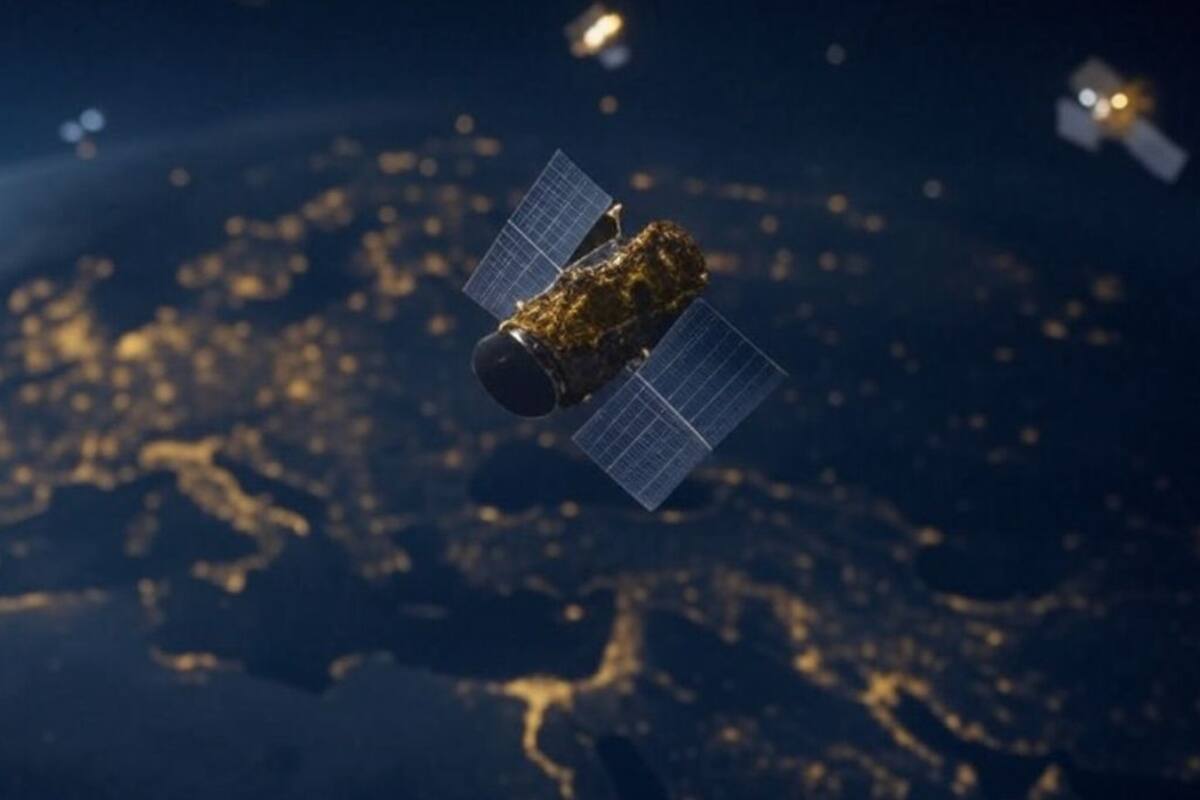 El cambio climático reduce la capacidad para eliminar basura espacial aumentando el riesgo de colisiones entre satélites, revela estudio