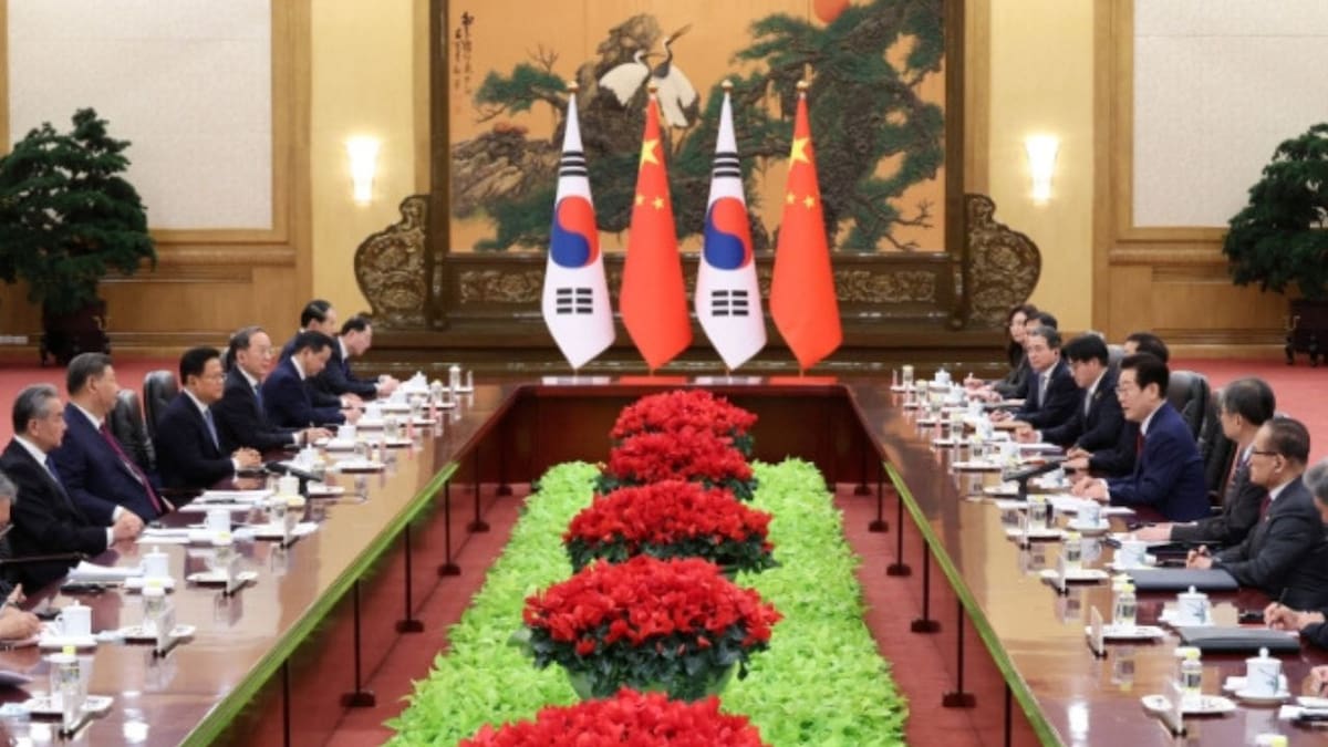 China y Corea del Sur refuerzan su relación política y comercial tras pruebas de misiles de Corea del Norte y en medio de tensiones con Japón y Estados Unidos