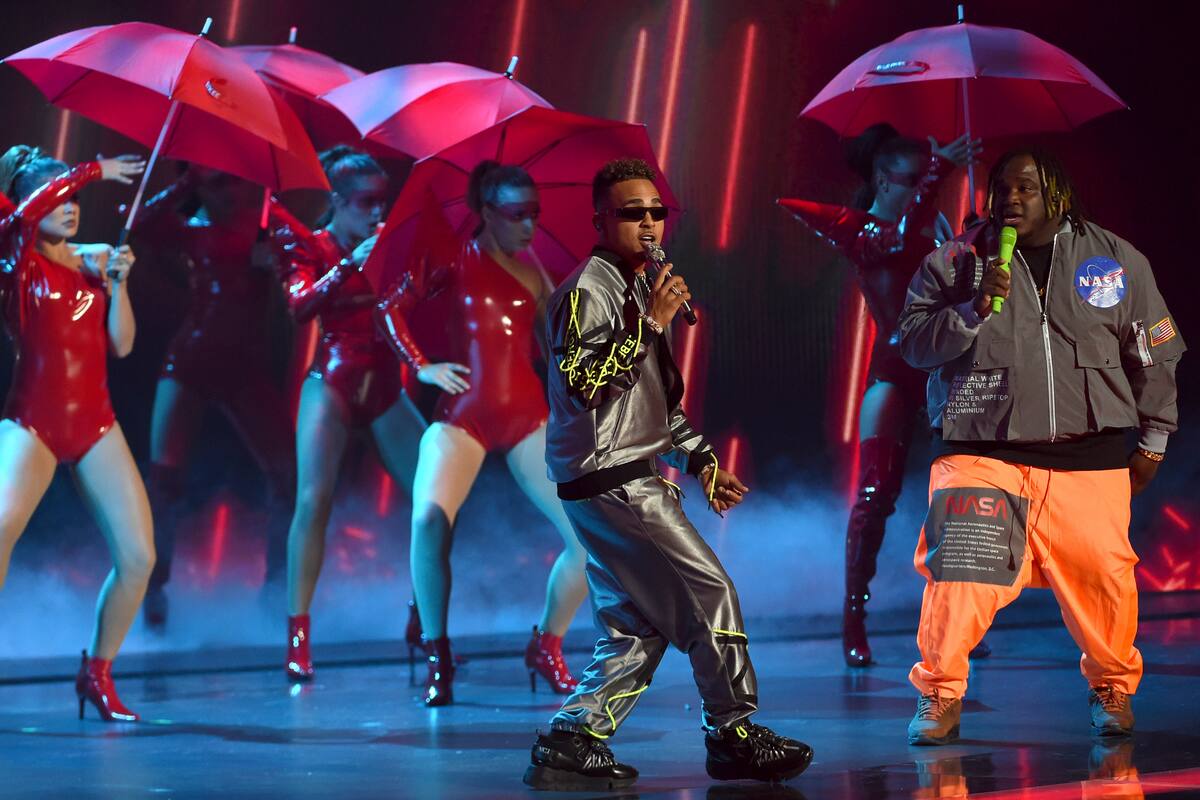 Bad Bunny ensalza el reguetón en Latin Grammy:"Es parte de la cultura latina"