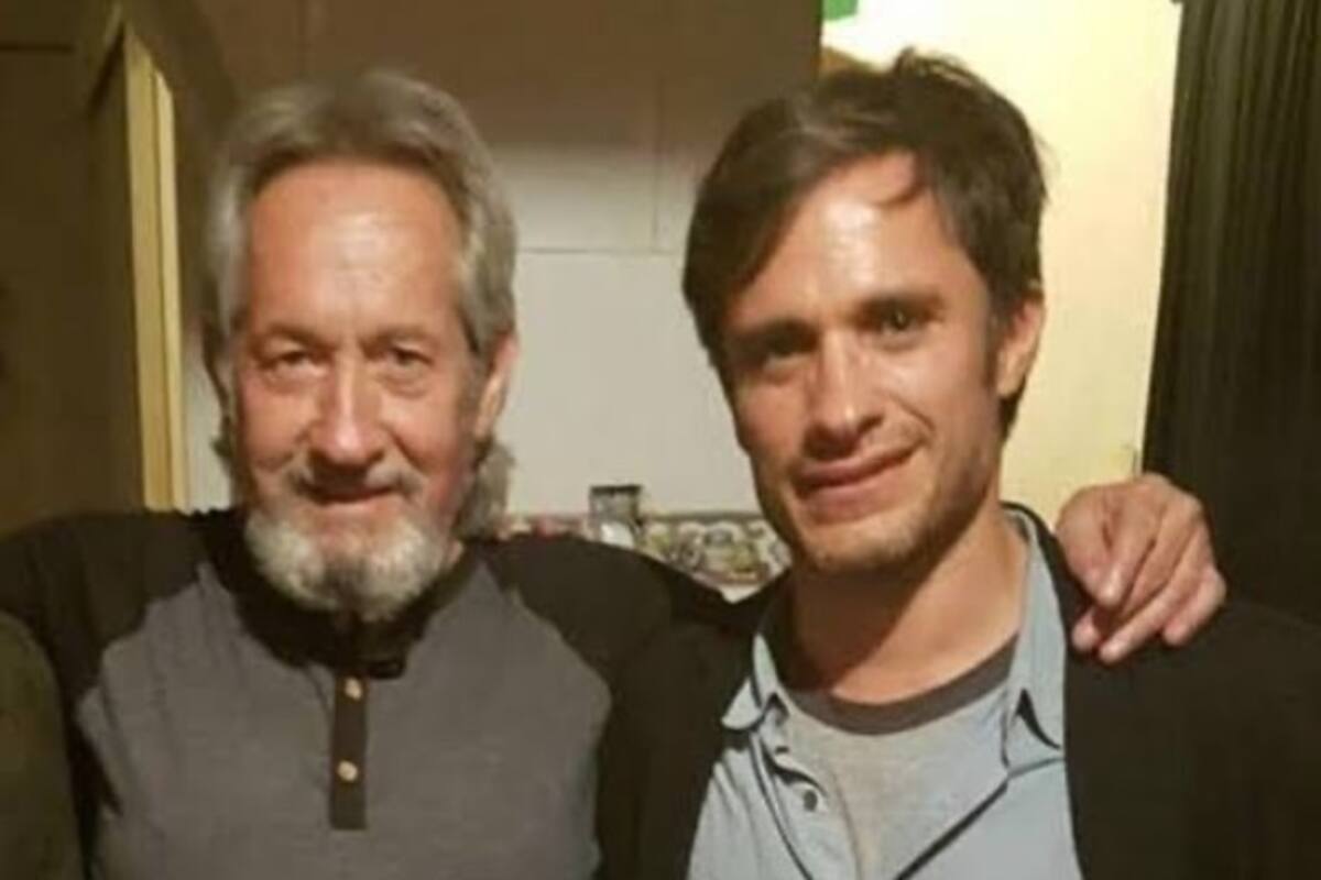 Padre de Gael García habría solicitado que lo despidieran de su hijo porque no quería morir en el hospital