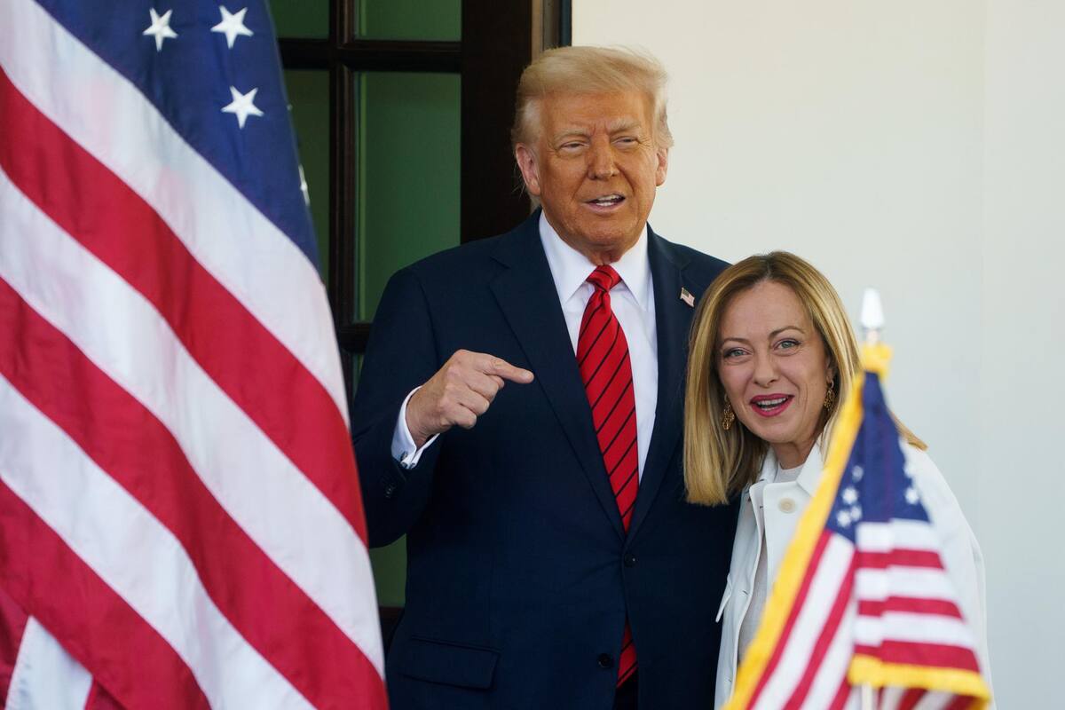El presidente de Estados Unidos, Donald Trump, y la primera ministra italiana, Giorgia Meloni se reunen en la Casa Blanca. | Crédito: EFE/EPA/WILL OLIVER