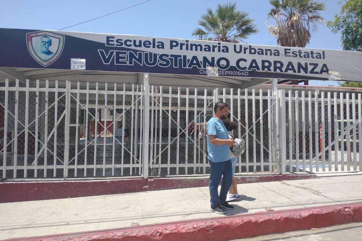 Suspenden clases en varias escuelas por cortes de la Cespt