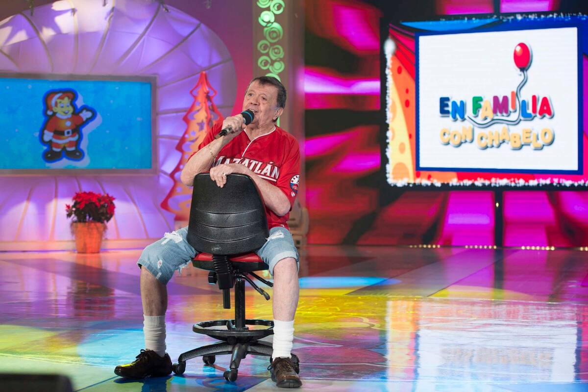 51220037. México, 20 Dic. 2015 (Notimex-Especial).- En Familia con Chabelo concluye con una emotiva emisión donde Xavier López “Chabelo” agradeció al público que ha seguido este emblemático programa por más de 48 años.
NOTIMEX/FOTO/ESPECIAL/COR/ACE/