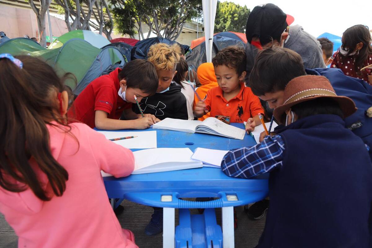 Crean escuela para menores migrantes en El Chaparral